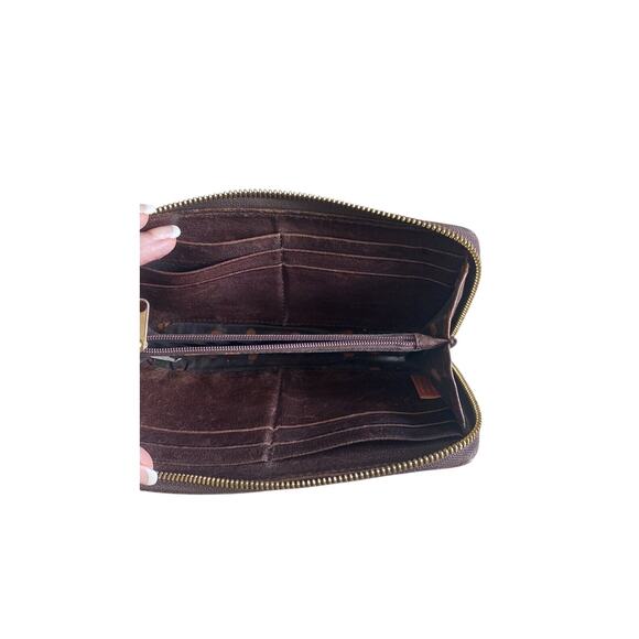 Women’s Vintage Hugo Boss Zip Around Sheepskin Leather Wallet 8” X 4” - Picture 8 of 16